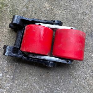 bộ càng cùm bánh xe pu